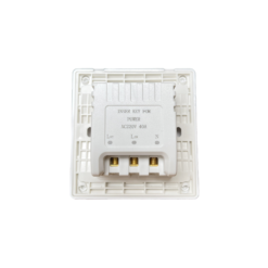Công tắc thẻ từ khách sạn hình vuông MRT – 40A 8 Insert to gain power vuong 03