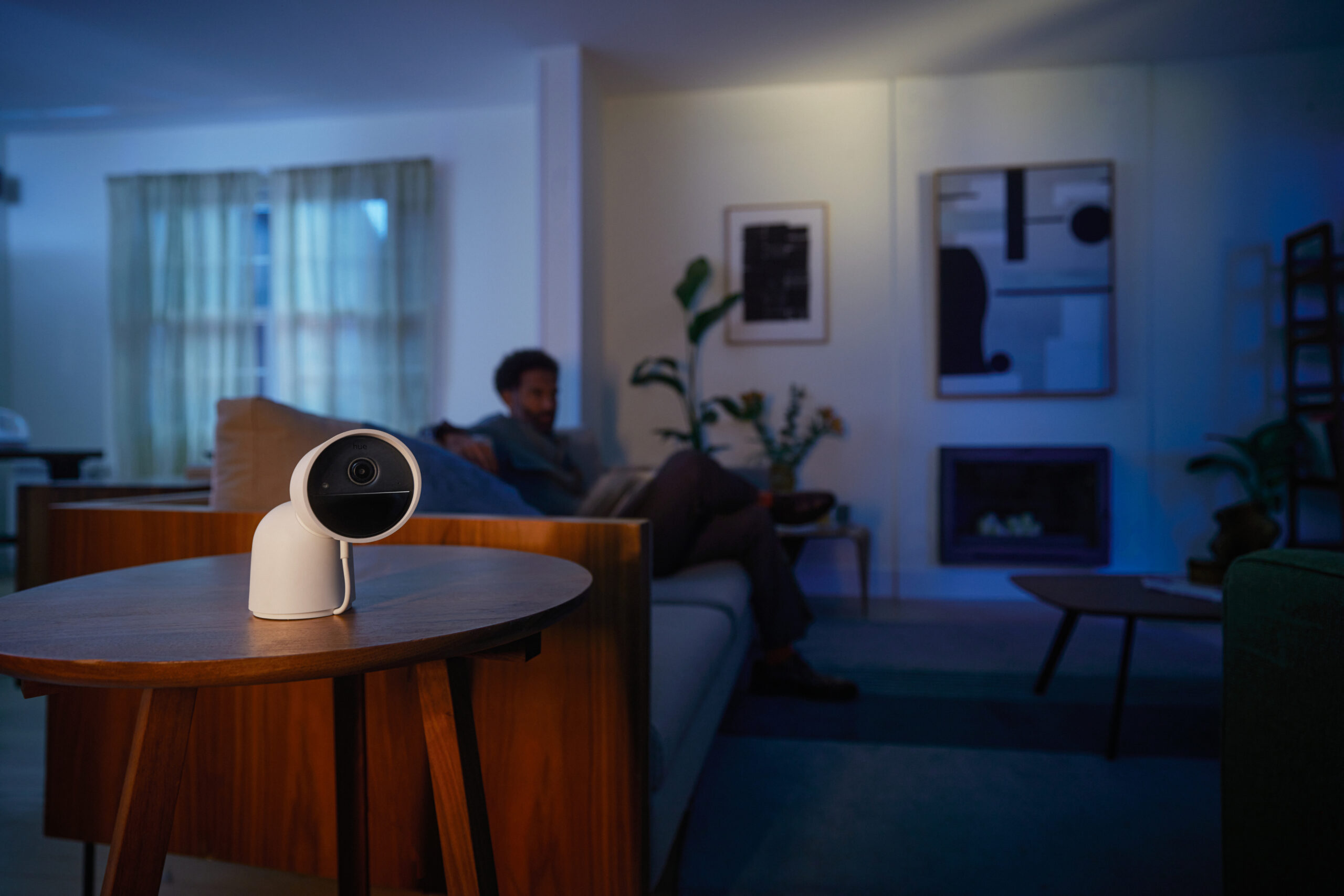 Philips Hue Secure Lifestyle 1 scaled