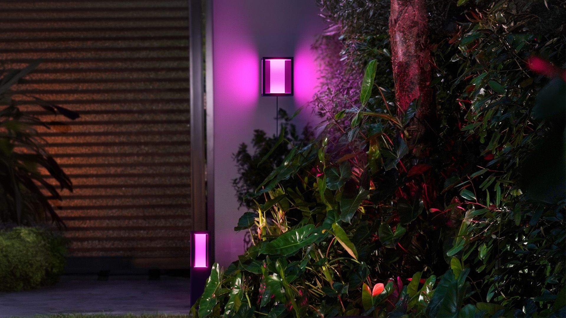 Philips HUE Impress Low volt 02