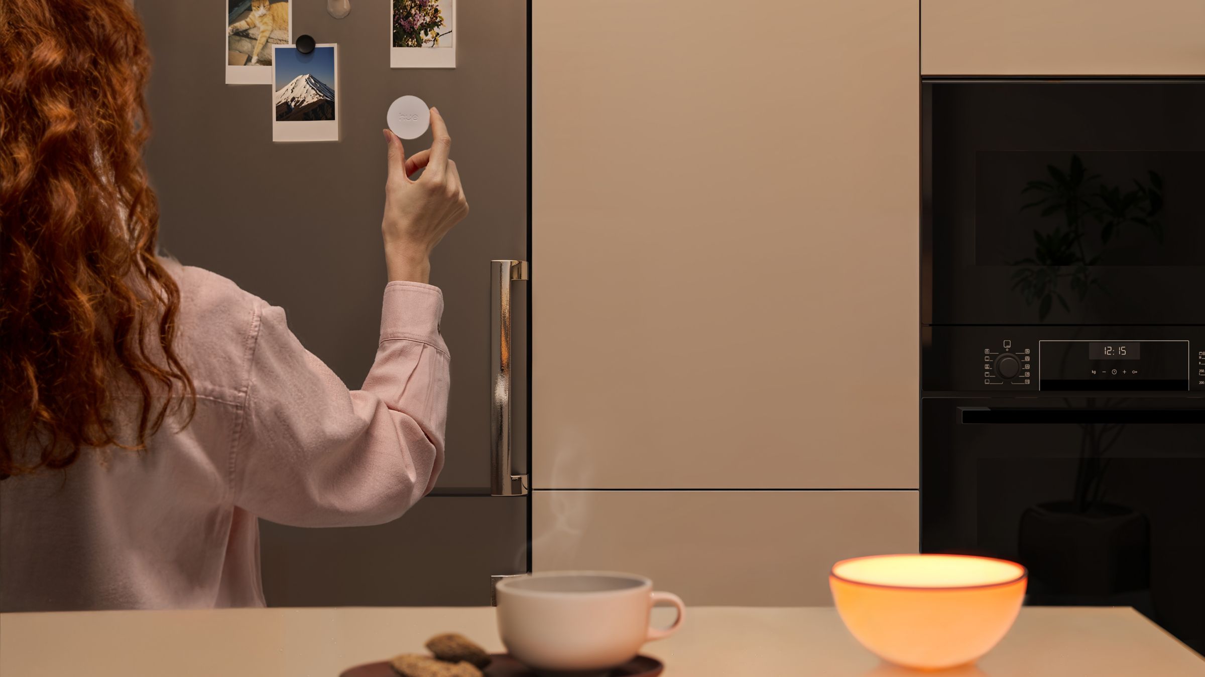 Philips Hue Smart button Kitchen Fridge gen3 16x9 EU PDP