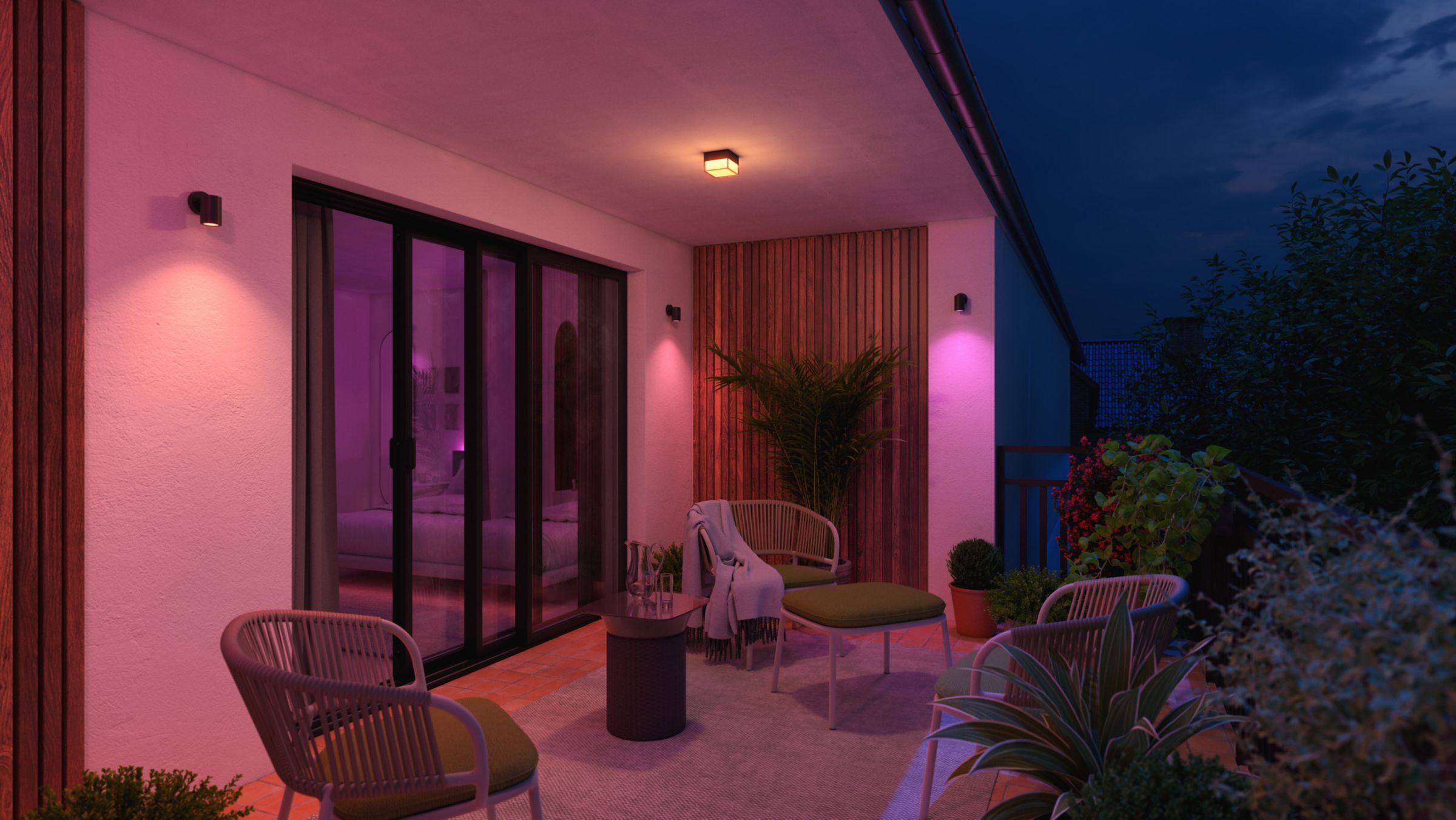 8721103165602 929004444402 Hue Struana wall spot Balcony Angled View Colorscene 16x9 PUP